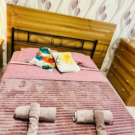 2-br - A Few Minutes Wlk To Seafront * Sliema