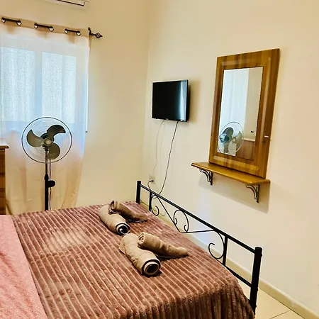 2-br - A Few Minutes Wlk To Seafront Apartment