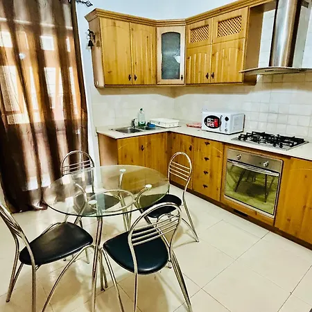 2-br - A Few Minutes Wlk To Seafront
